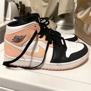 AIR JORDAN 1 MID CRIMSON TINT GS